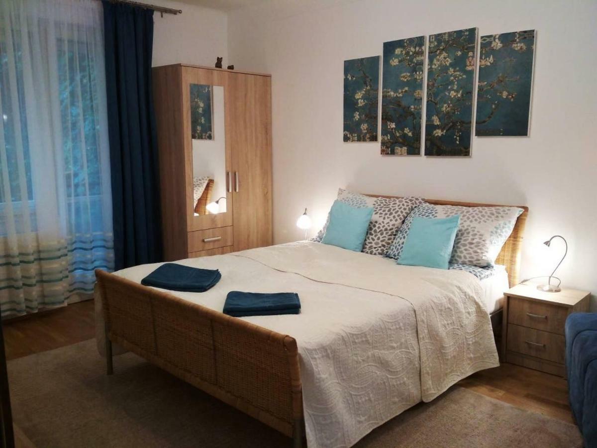 Zsuzsa Apartman Budapest Exterior foto