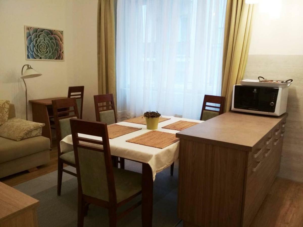 Zsuzsa Apartman Budapest Exterior foto